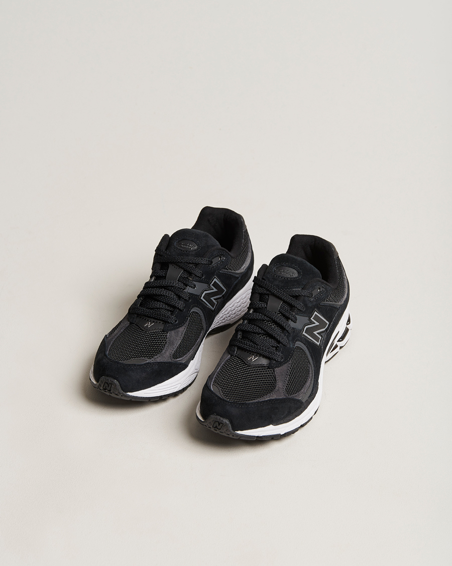 New Balance 2002R Sneakers Black