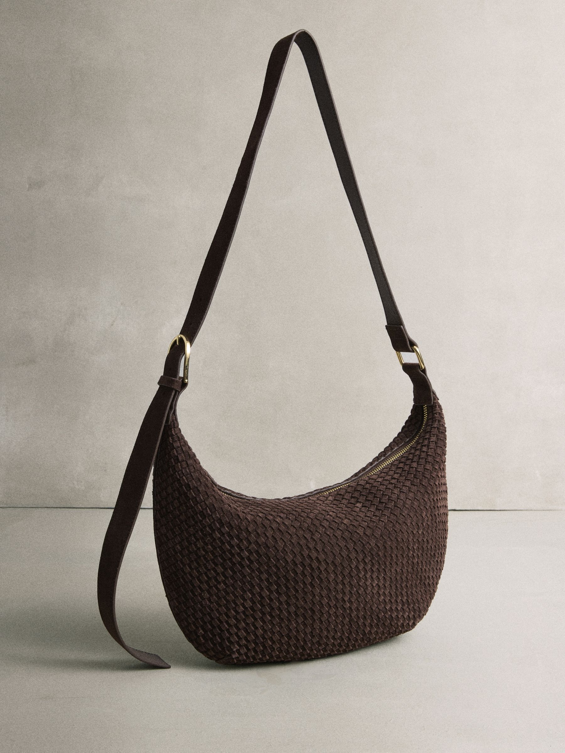 Chocoladebruin - N. Premium Suede Sling Weave Schoudertas