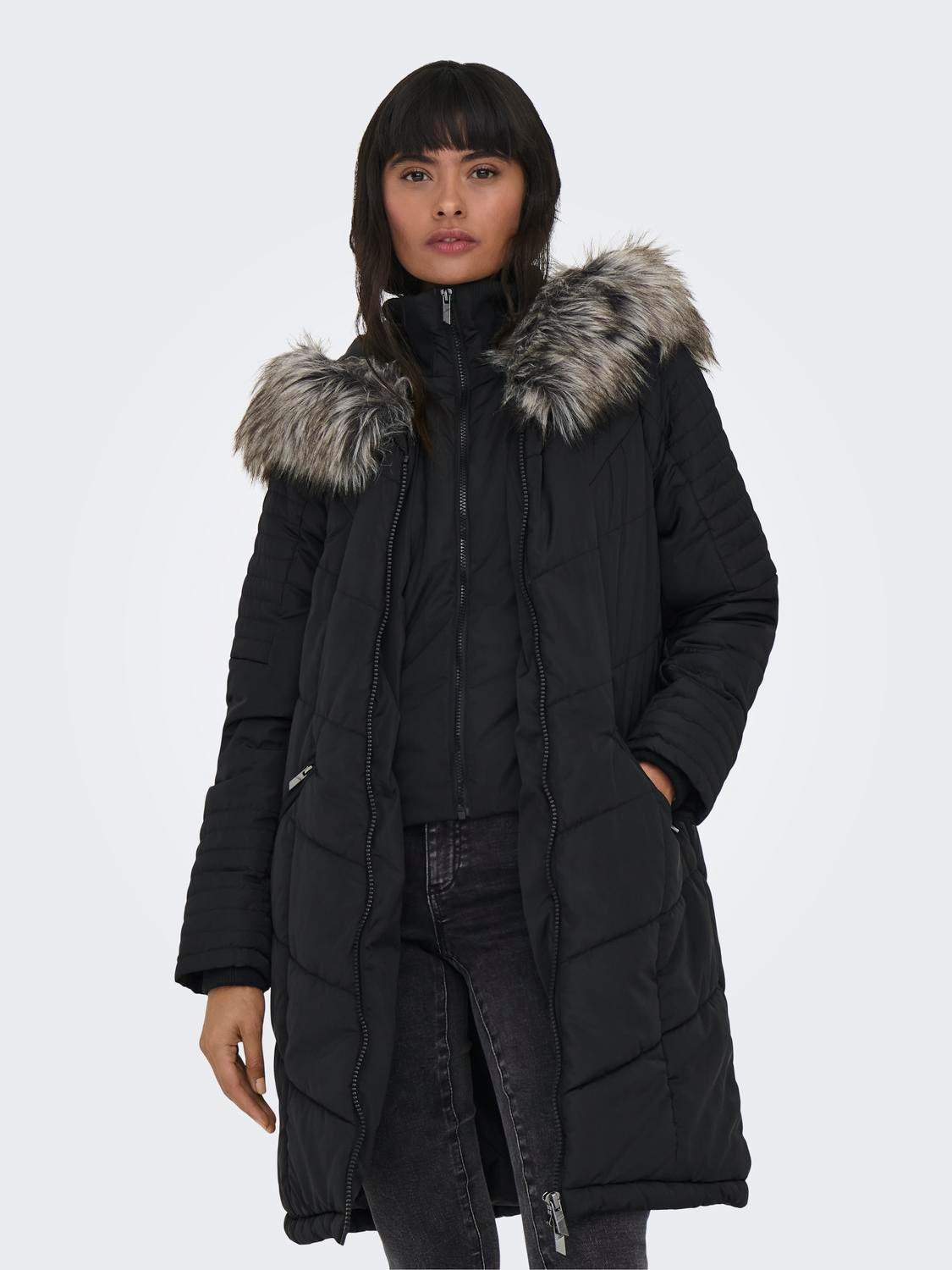 ONLTENNA Steppmantel Black