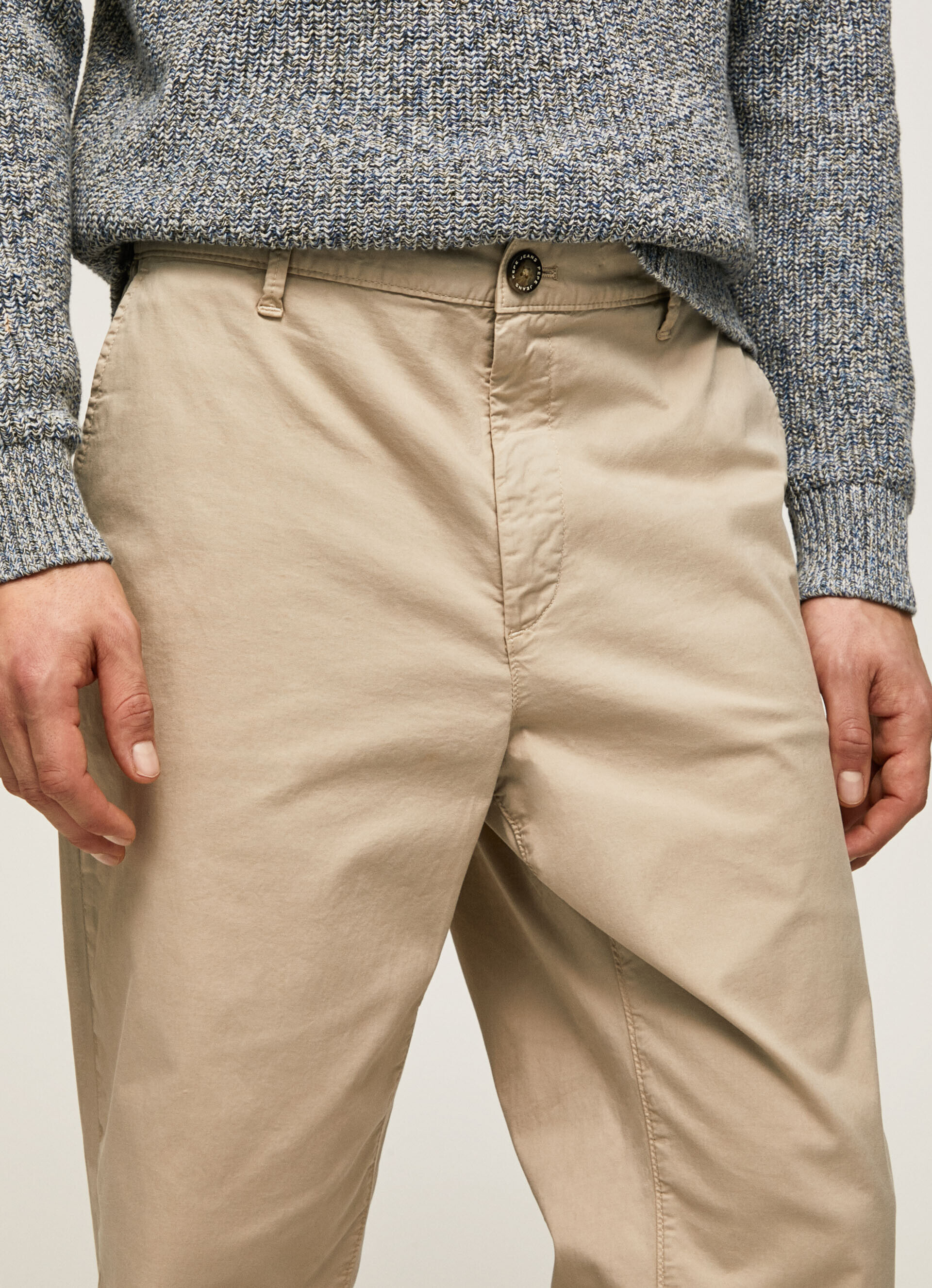 Calça chino regular HARROW - bege malte