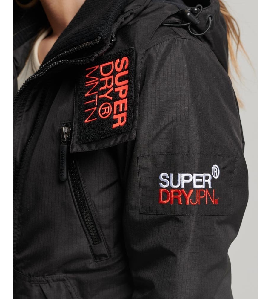 Jaqueta corta-vento Superdry Mountain SD-Windcheater, preta