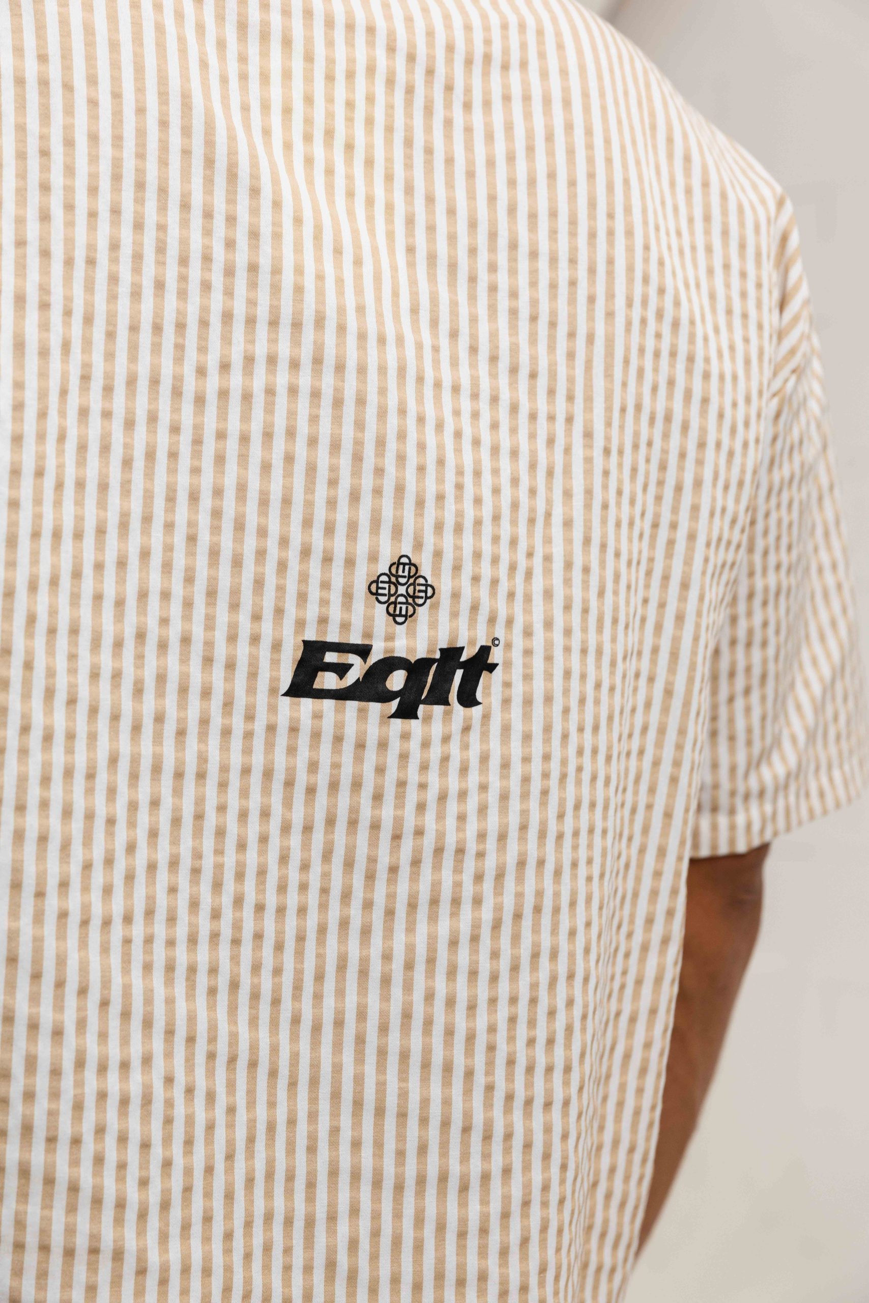 Equalité Jersey Boxy Shirt Heren Beige