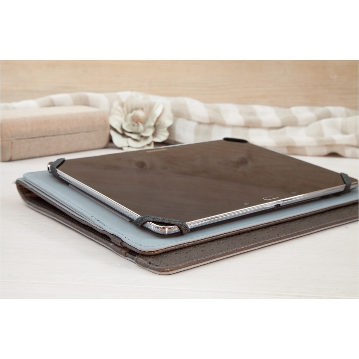 Golla Air universal 8.4