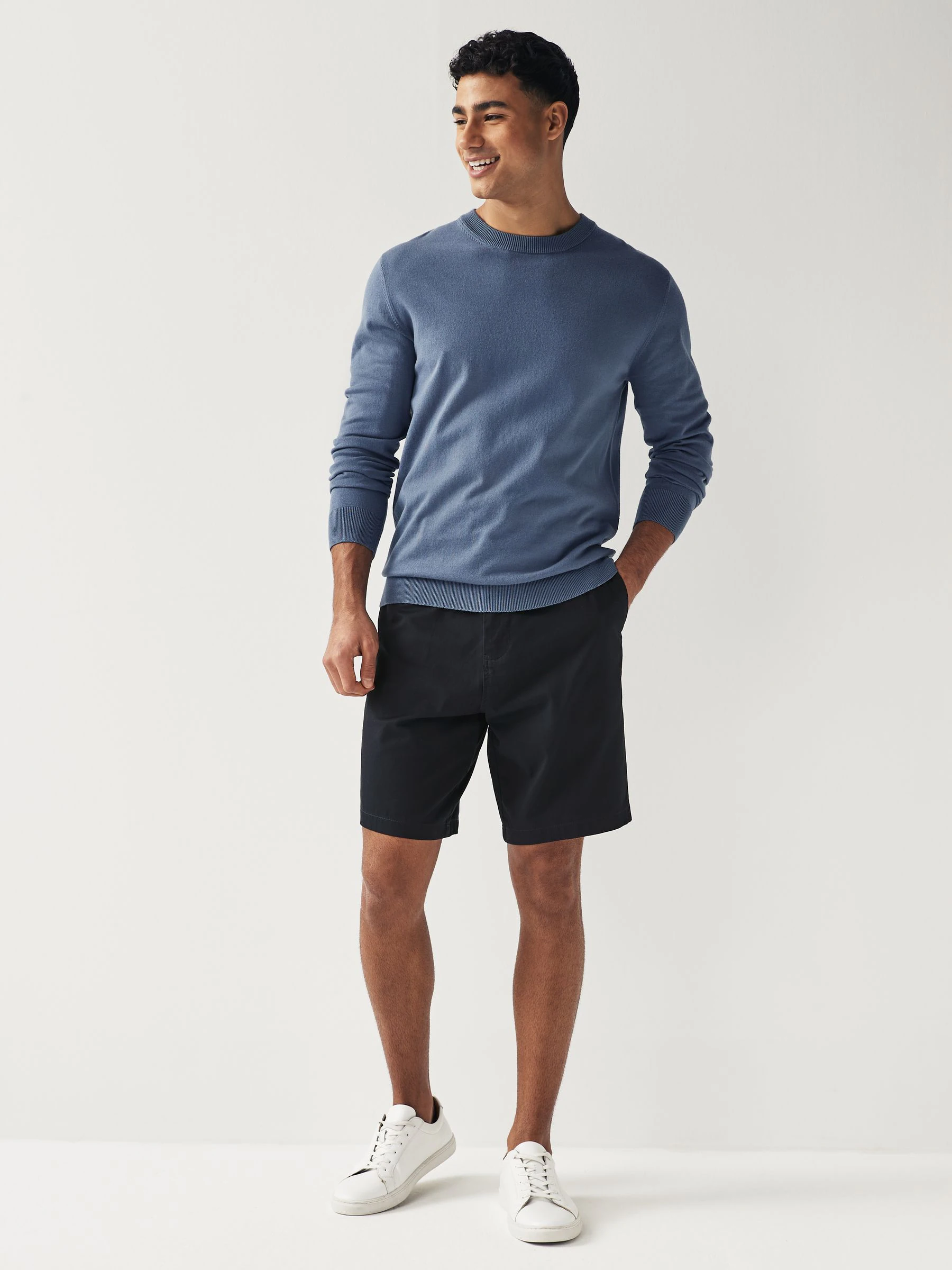 Donkerblauw - Straight fit - Chinoshort met stretch