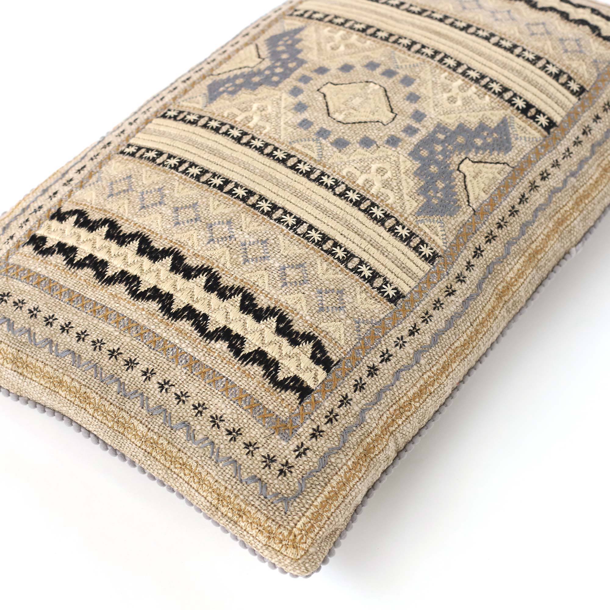 Kissen 'Ayaksh', beige, multicolor, B 60 cm, H 35 cm von fischer's lagerhaus