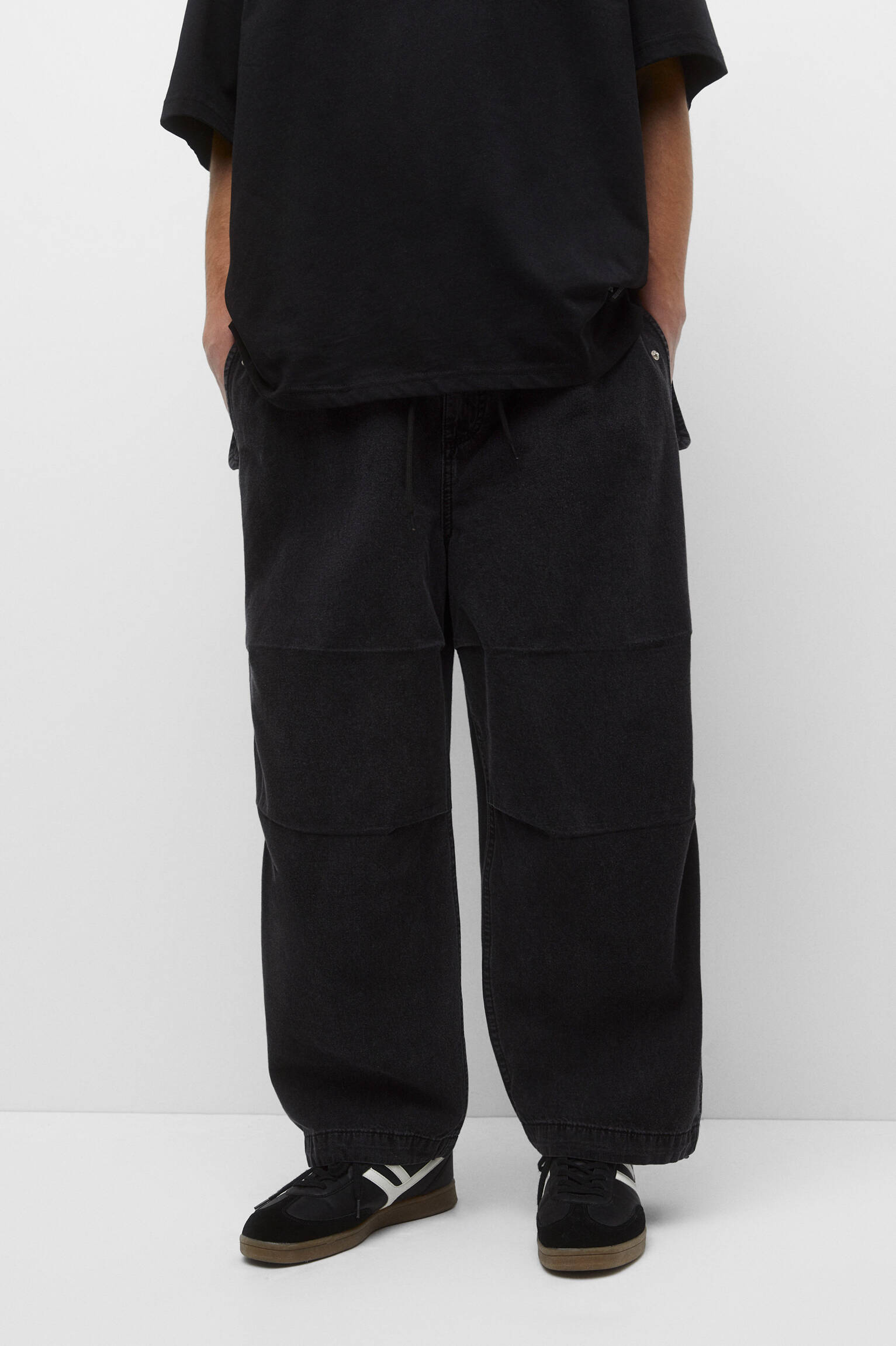 CALÇA JEANS PARACHUTE - PRETA