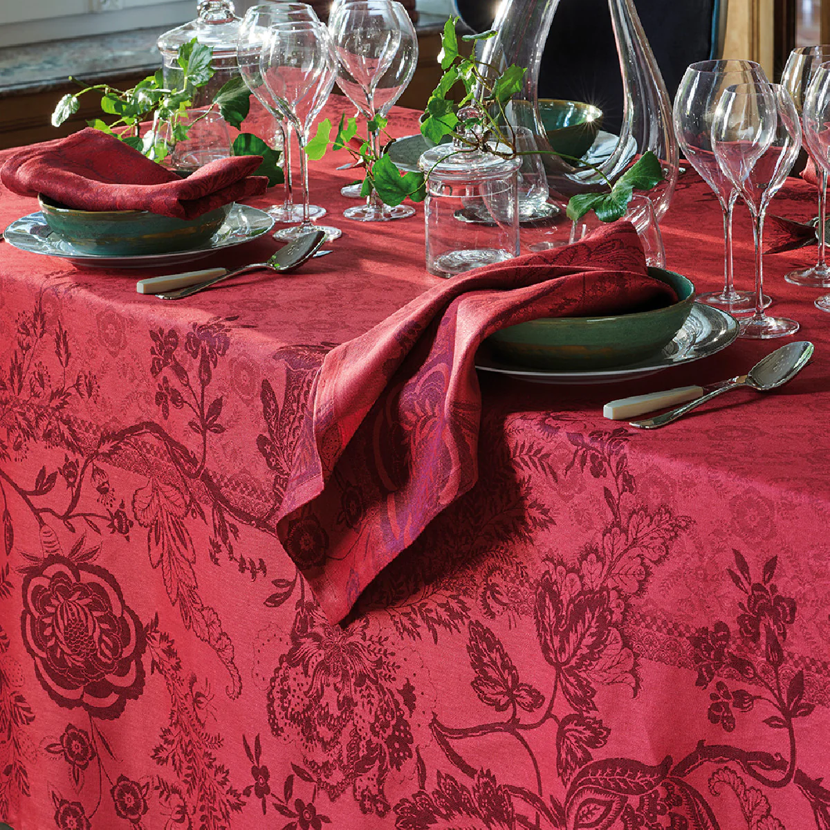 Nappe pur lin rouge 174X364 Garnier Thiebaut