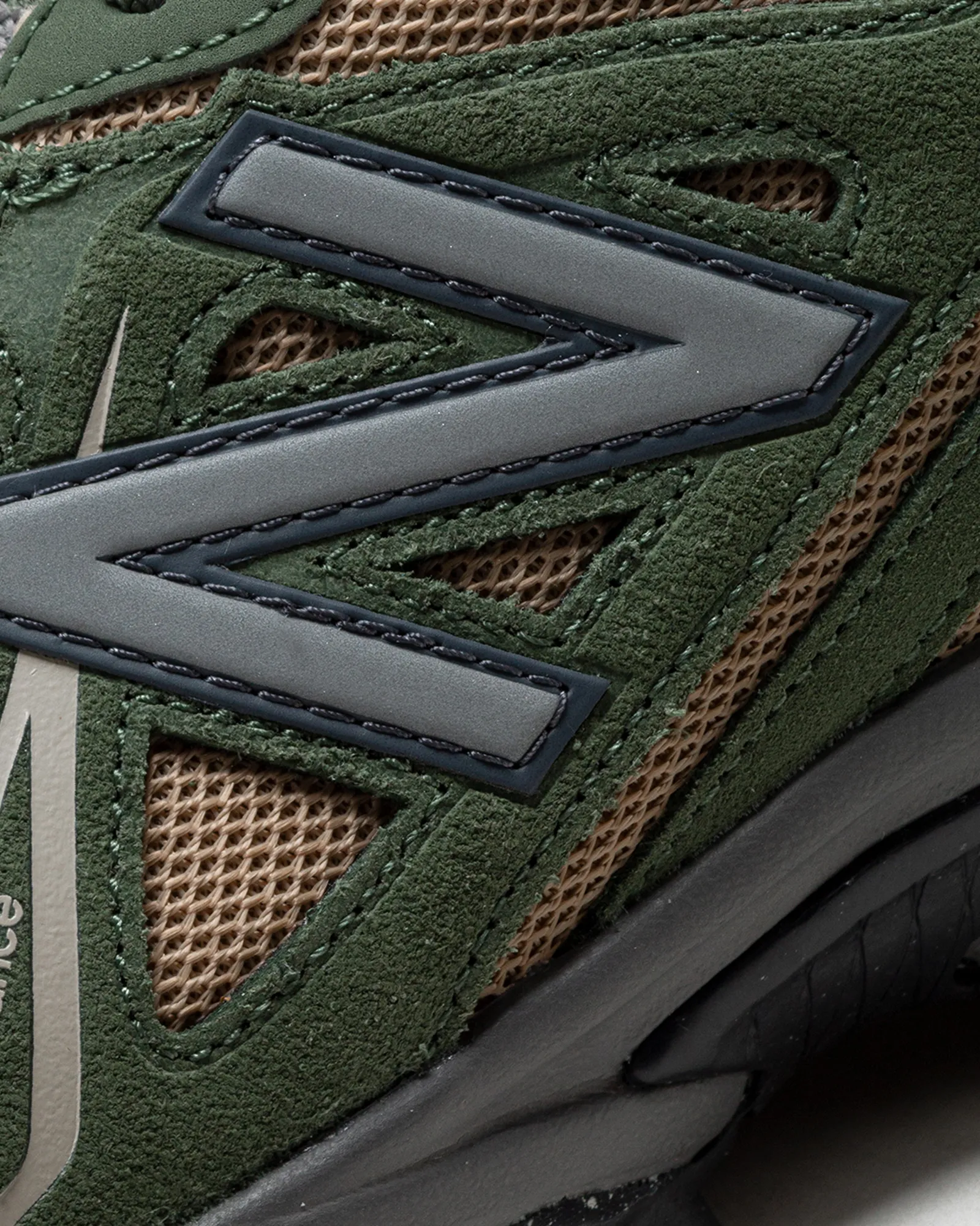 New Balance 610
