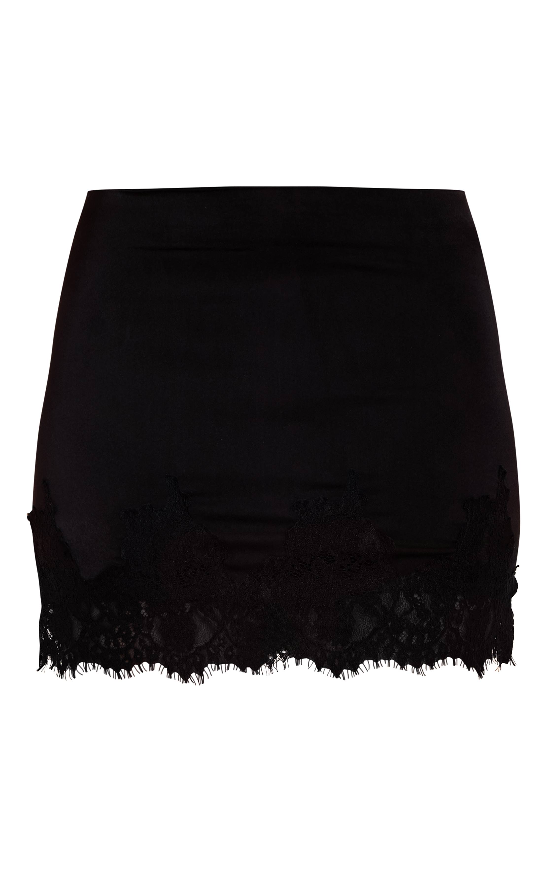 Noir Mini-jupe En Satin Avec Détail De Bordure En Dentelle