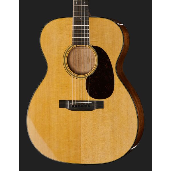 Martin Guitar 000-18