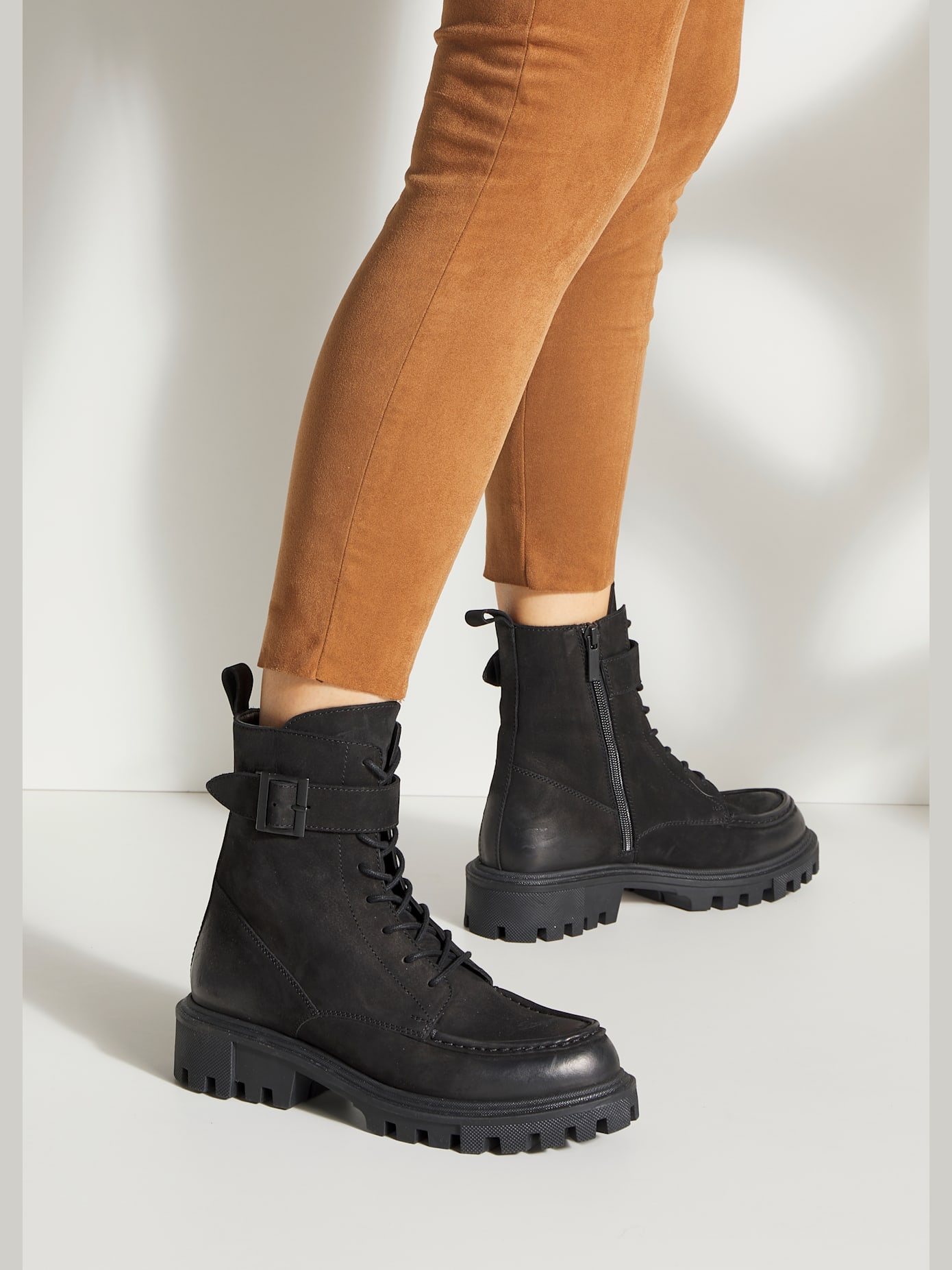 Bottines à lacets cuir de qualité