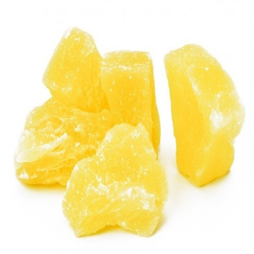 Petisco de fruta seca com sabor de abacaxi para esquilos-voadores.
