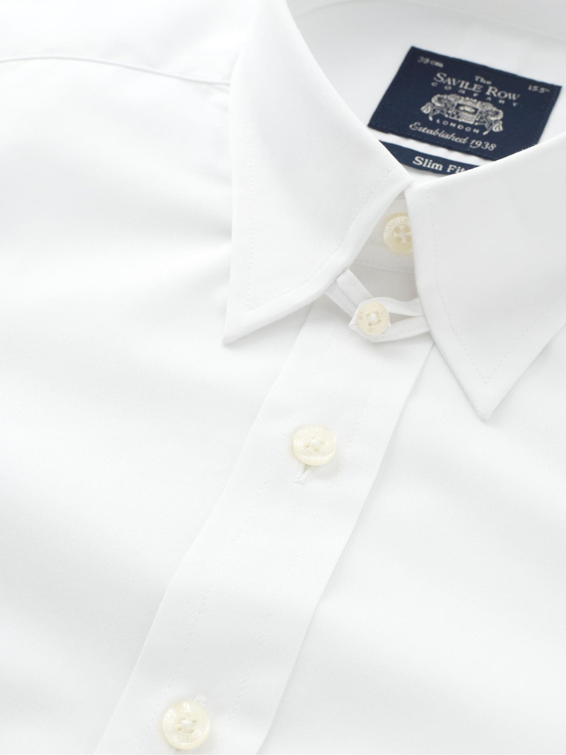 Savile Row Company slim-fit wit overhemd van 100% katoen met kraaglusje en enkele manchetten