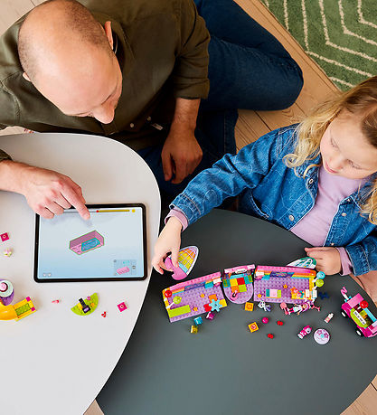 LEGO? Gabby's Dollhouse - Gabbys Partyrum 10797 - 252 Dele