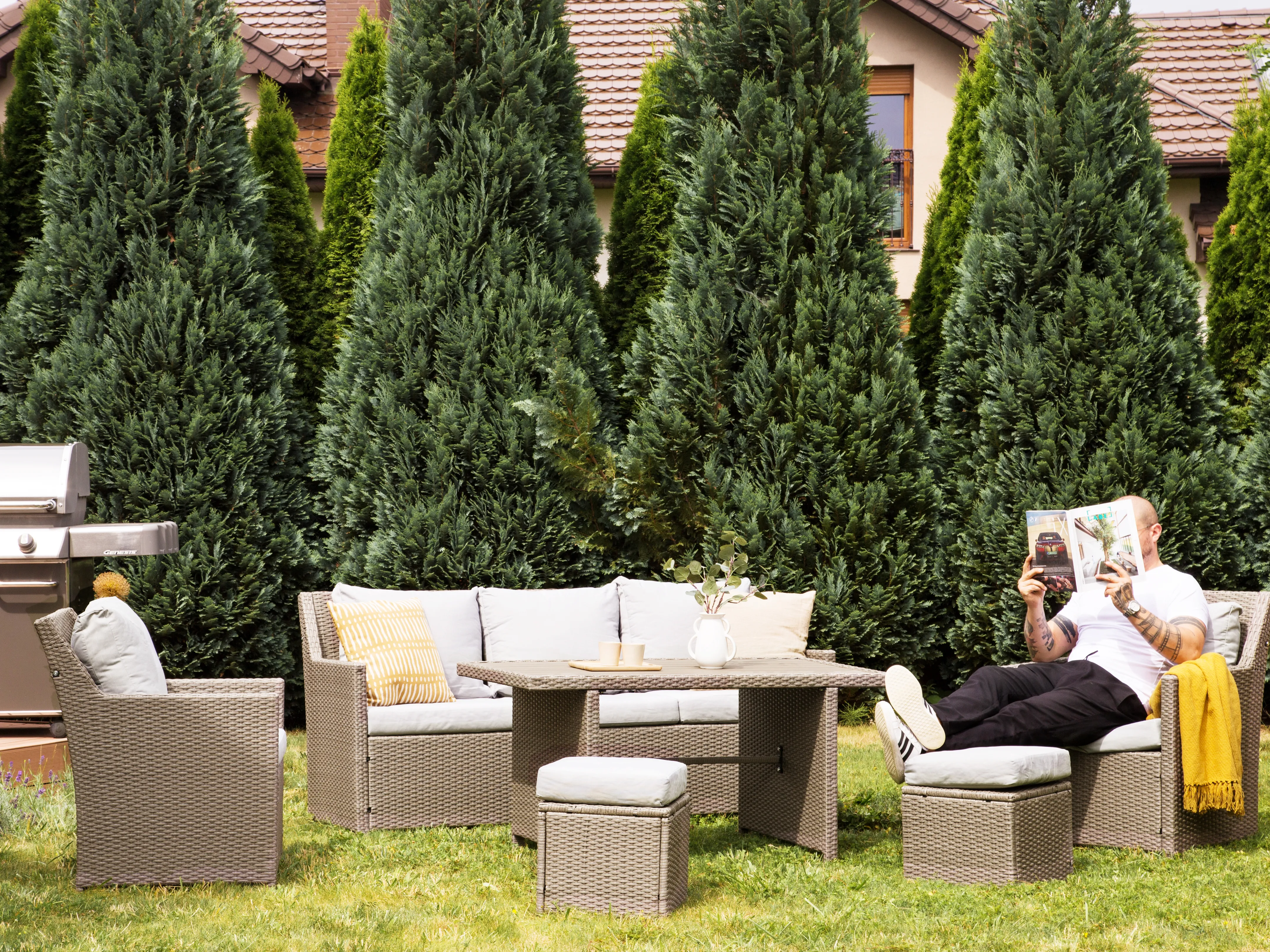 Loungeset met tafel en ottomaan 5-zits FONTI met kussens PE rotan Taupe