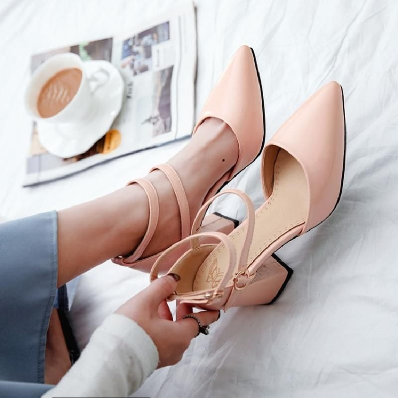 Freesia - Pumps met blokhak en bandjes