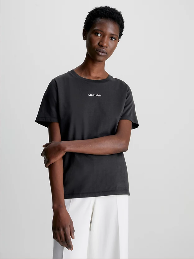 Camiseta de algodão com micro logotipo