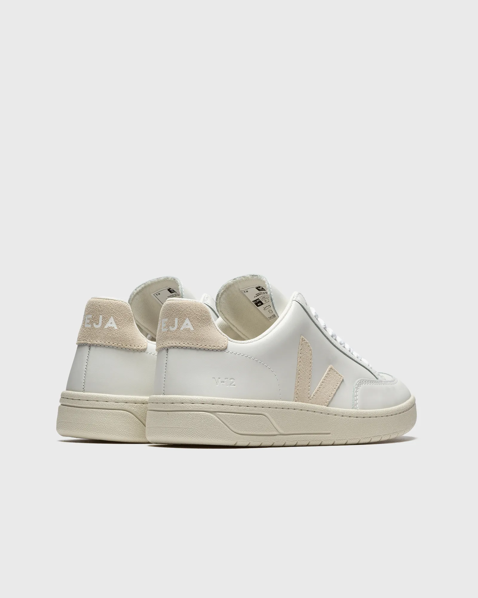 Veja WMNS V-12 LEATHER