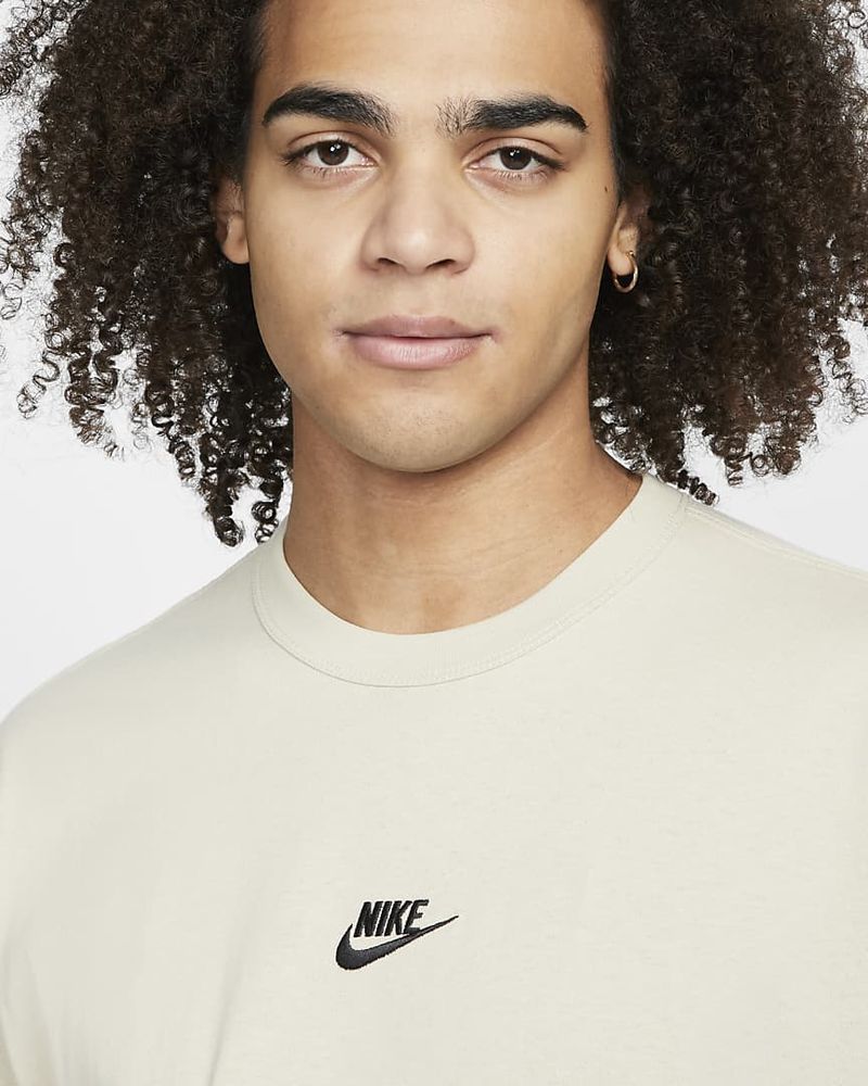 T-shirt Nike Sportswear Premium Essentials Marron Clair pour homme
