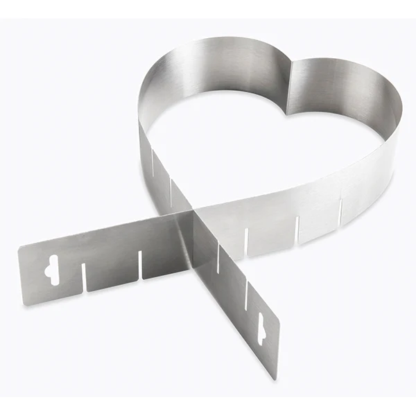 Cadre extensible coeur en inox 14 -26 cm Mathon