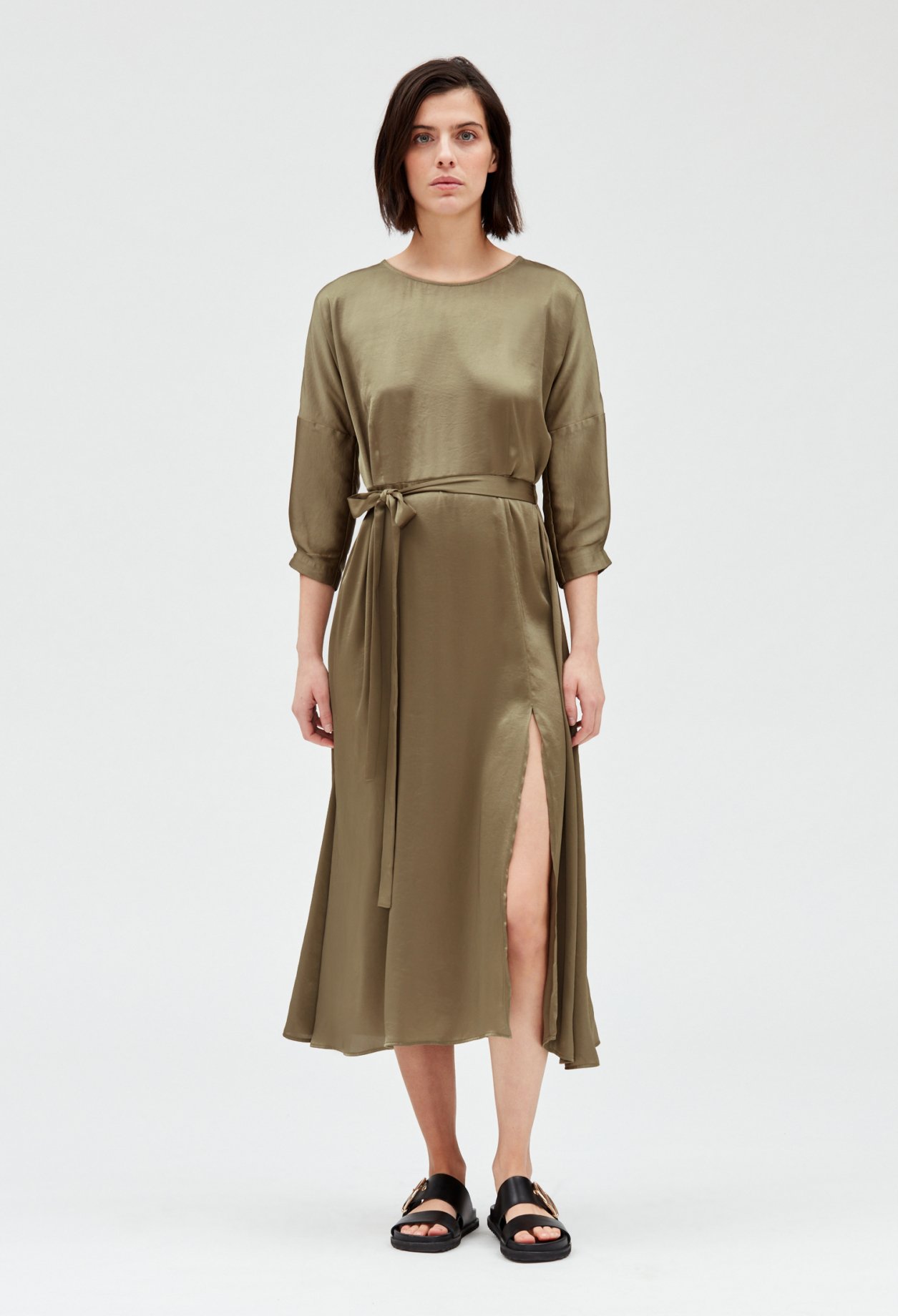 Robe midi satinee kaki