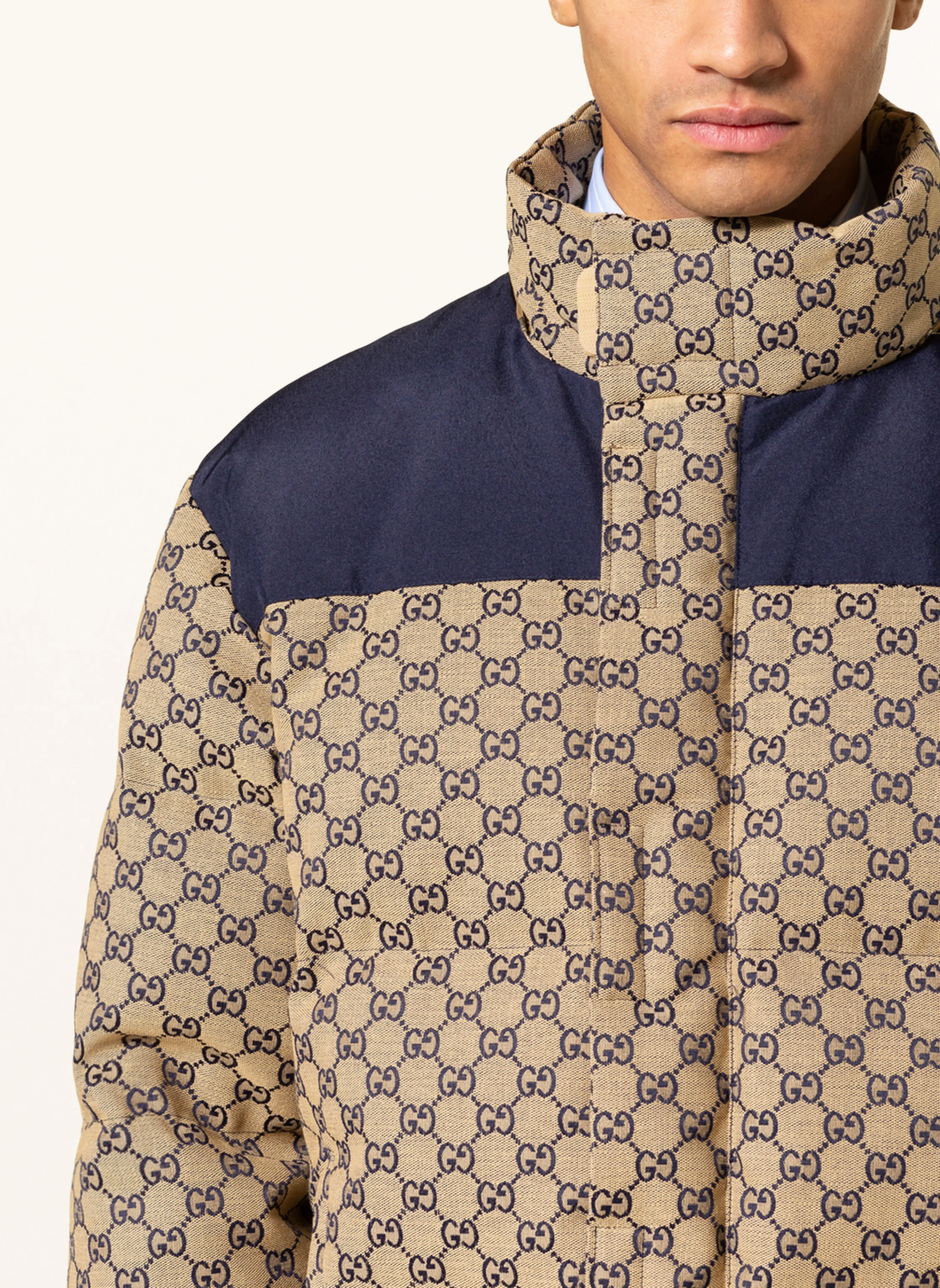 GUCCI Daunenjacke mit abnehmbarer Kapuze