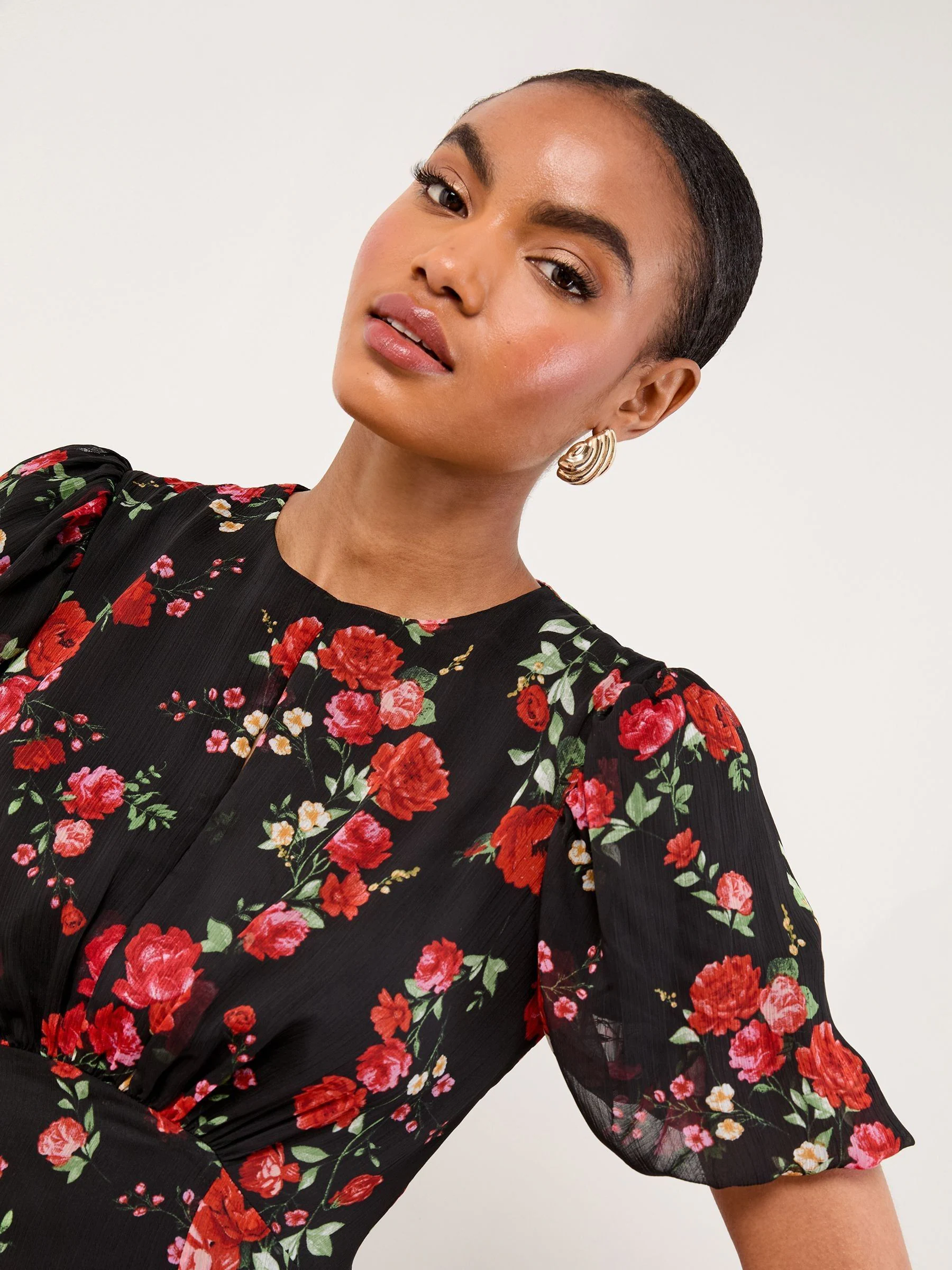 Lipsy Floral Print Short Sleeve Woven Maxi Dress
