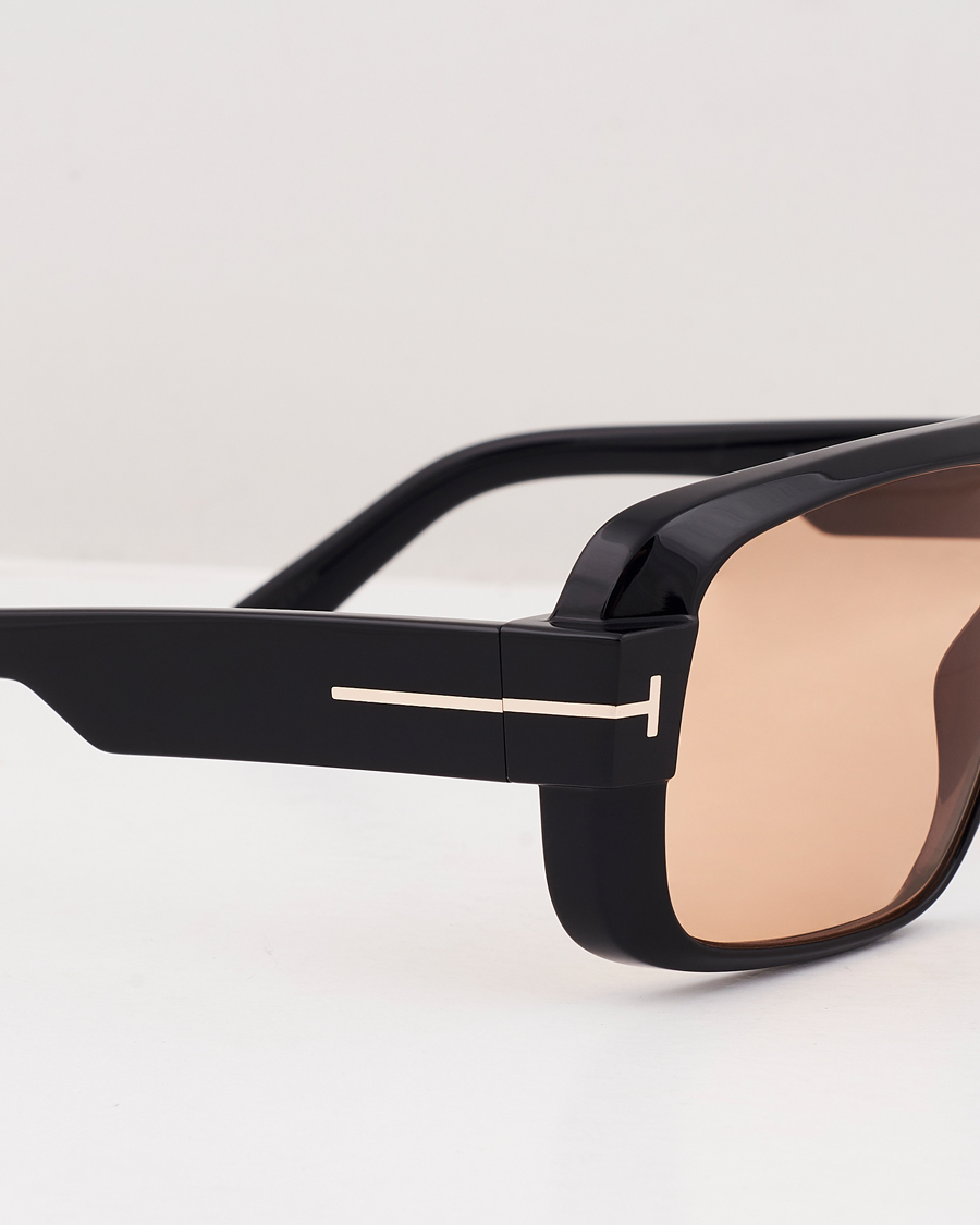 Tom Ford Turner FT1101 Sunglasses Black/Brown