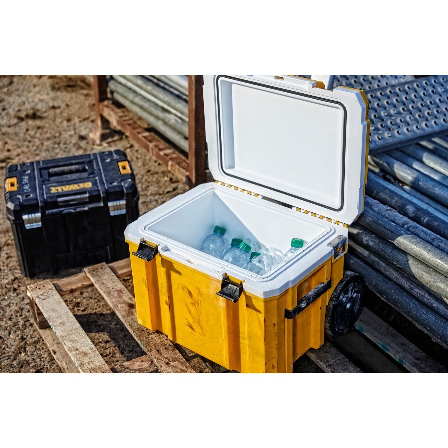 DeWALT TSTAK Koelbox Wagen IP54 - DWST83281-1