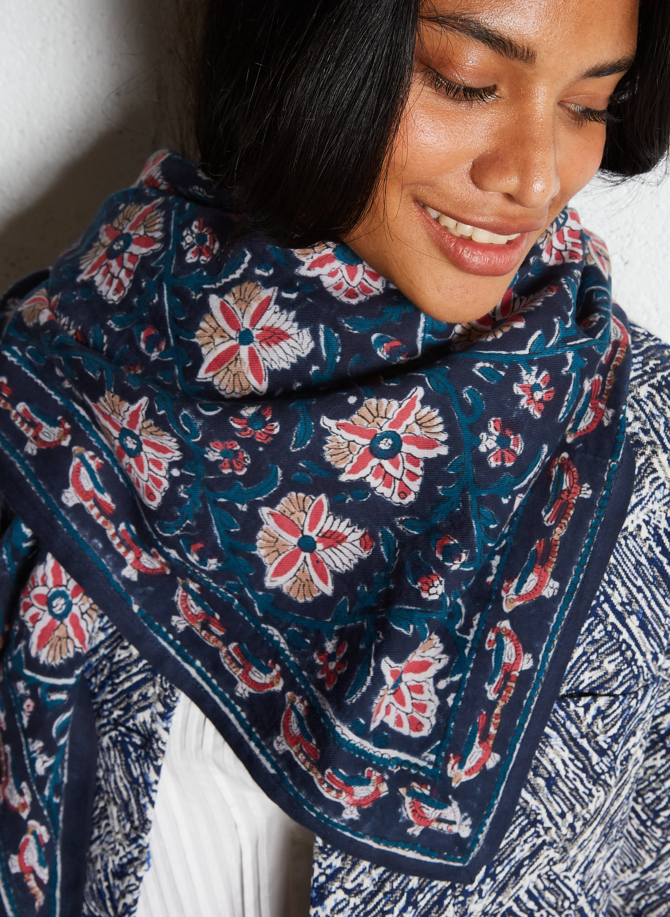 LATIKA - Foulard en coton imprimé | Bleu