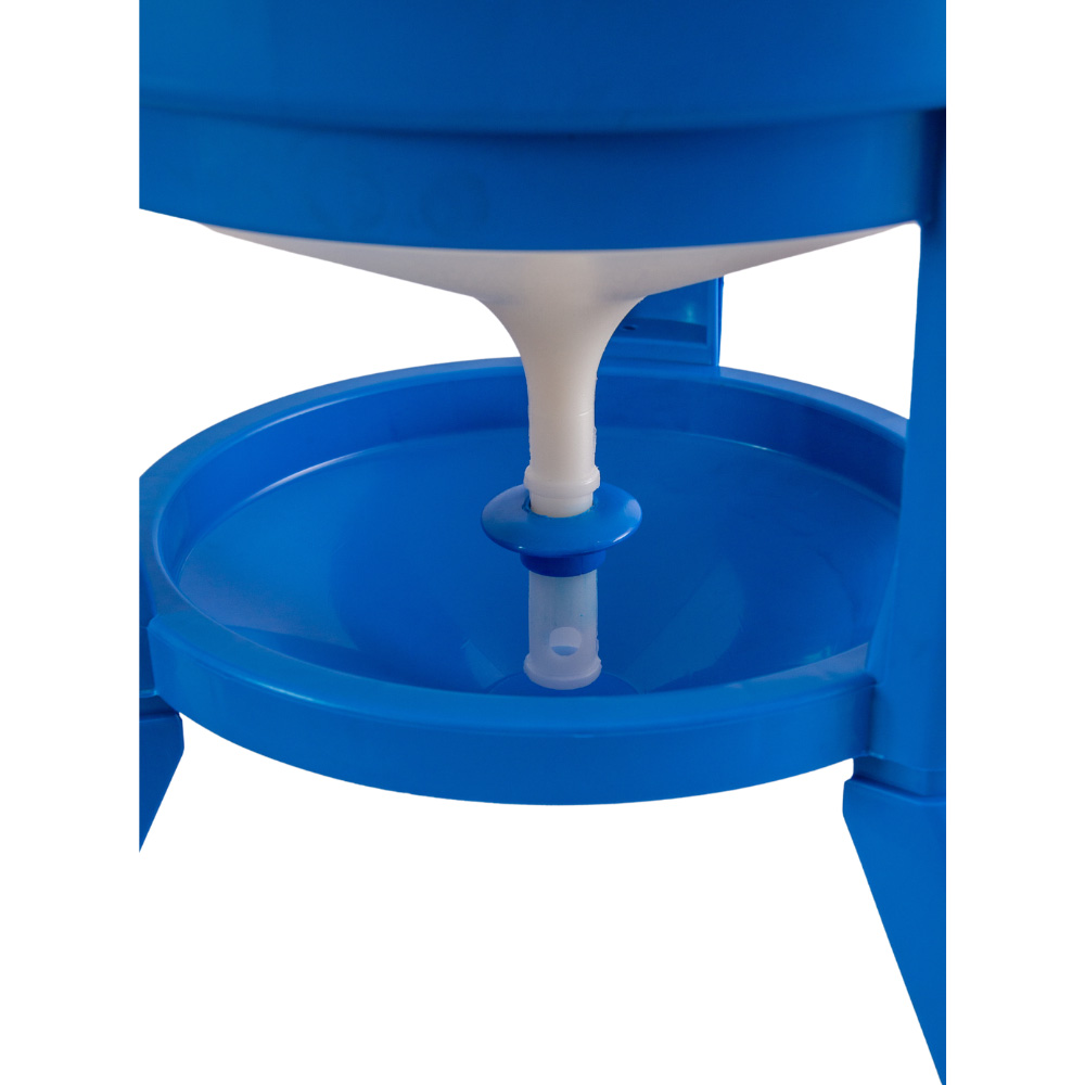 Abreuvoir pour volailles sur pieds 30l