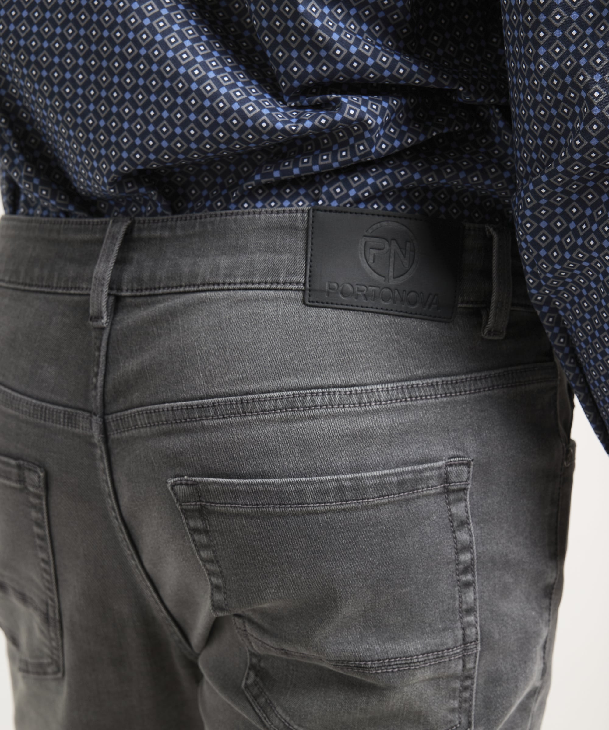 slim fit stretch jeans