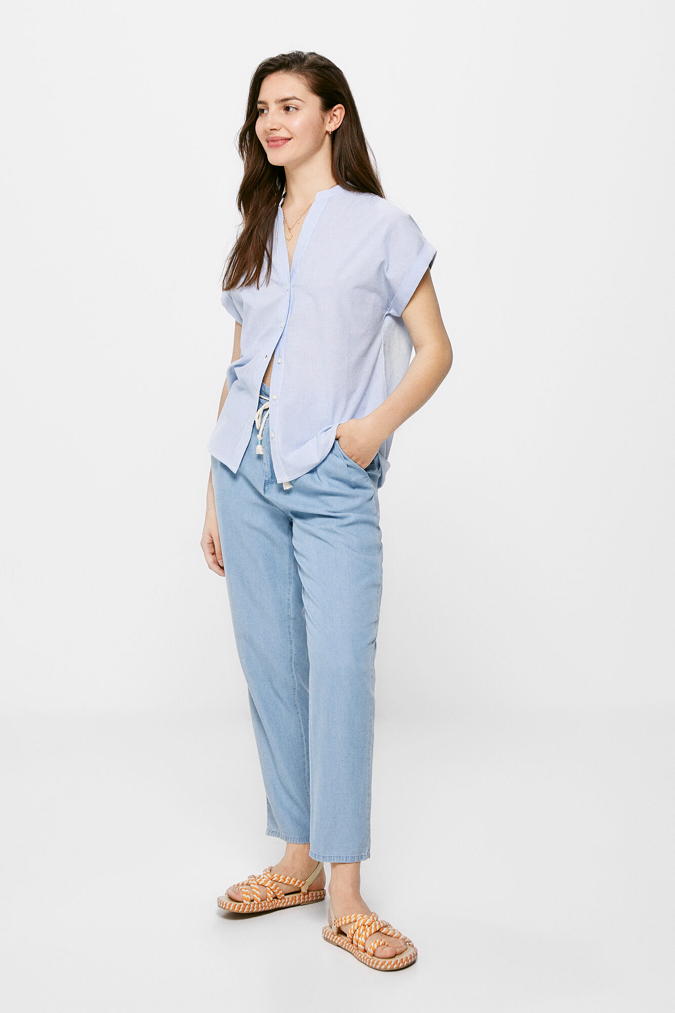 Blusa de algodão com gola mandarim