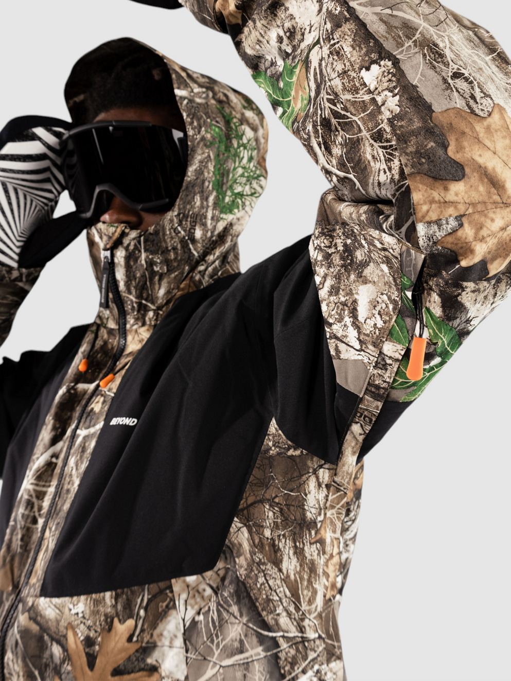 Beyond Medals Fullzip 2L Realtree Jacket realtree