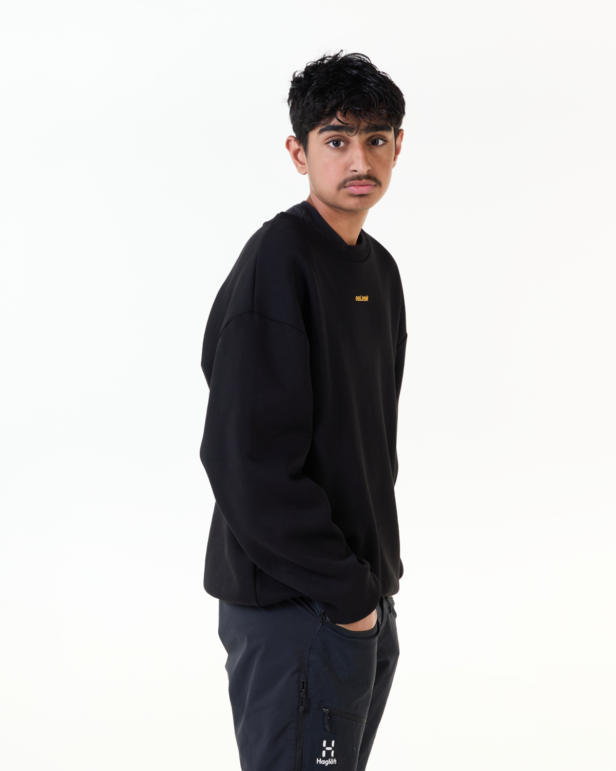 Oslosk Crew Neck M Black