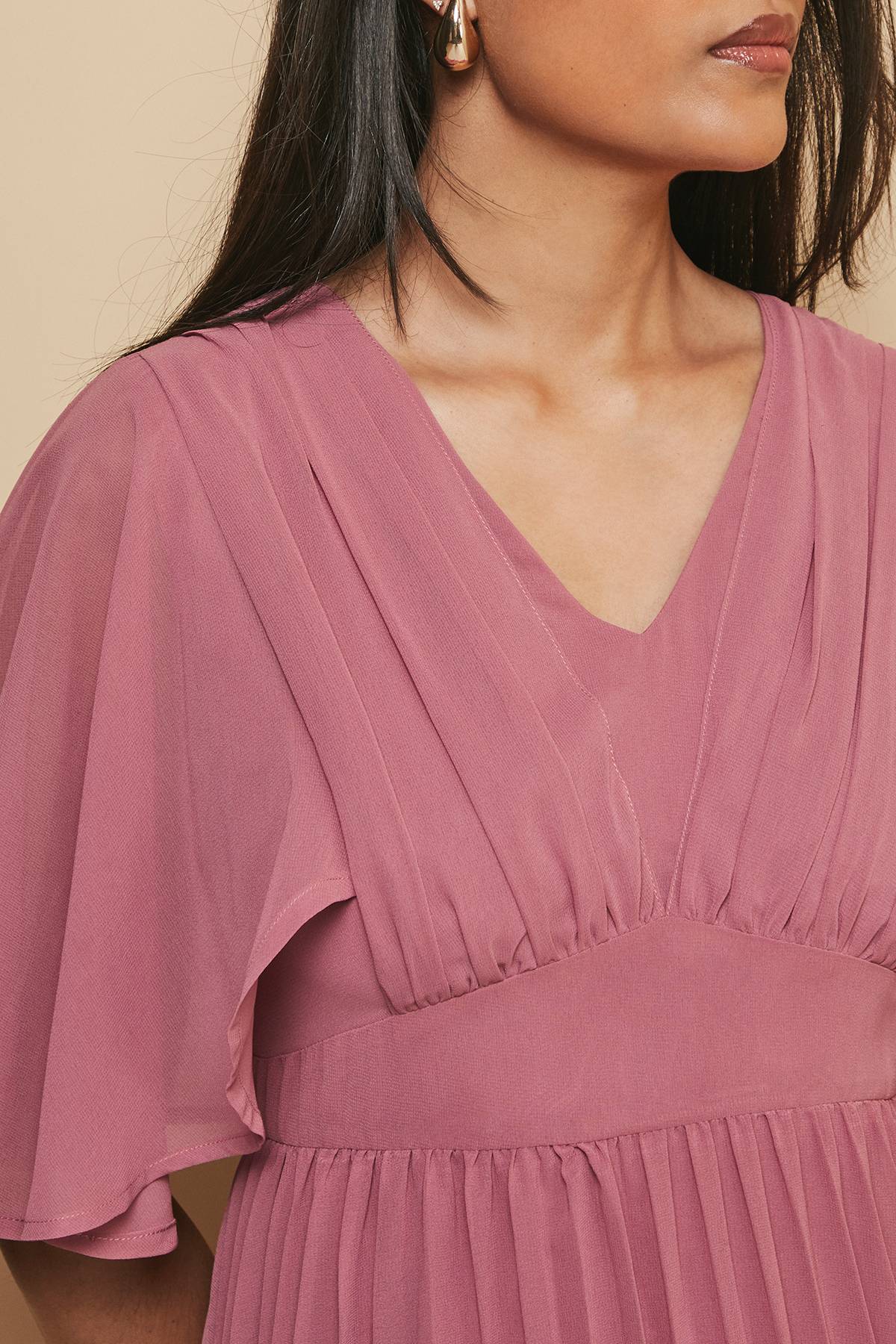 Wallis Robe Midi Petite à Manches Cape Plissées