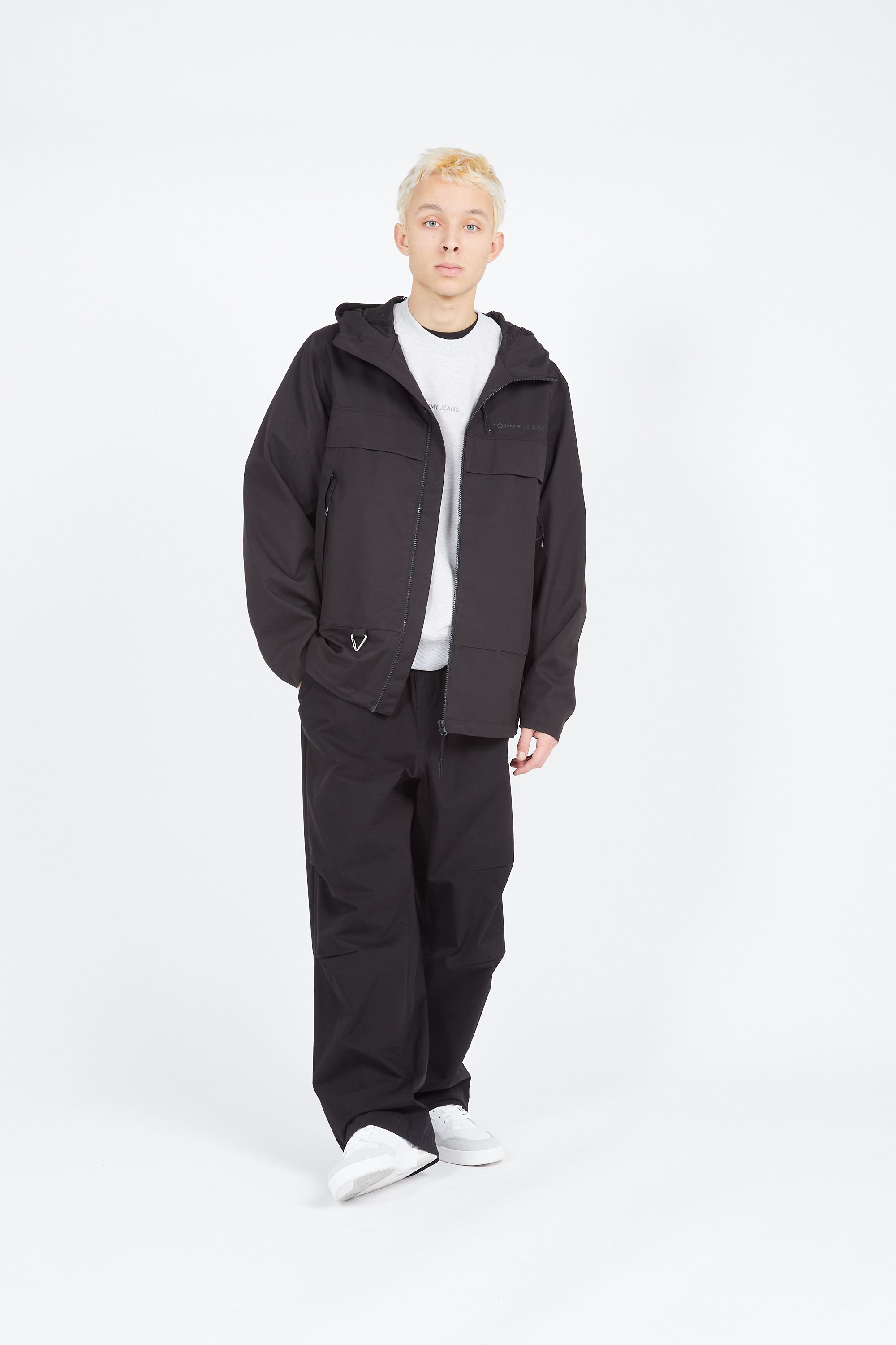 TOMMY JEANS Veste  TJM TECH OUTDOOR CHI Noir