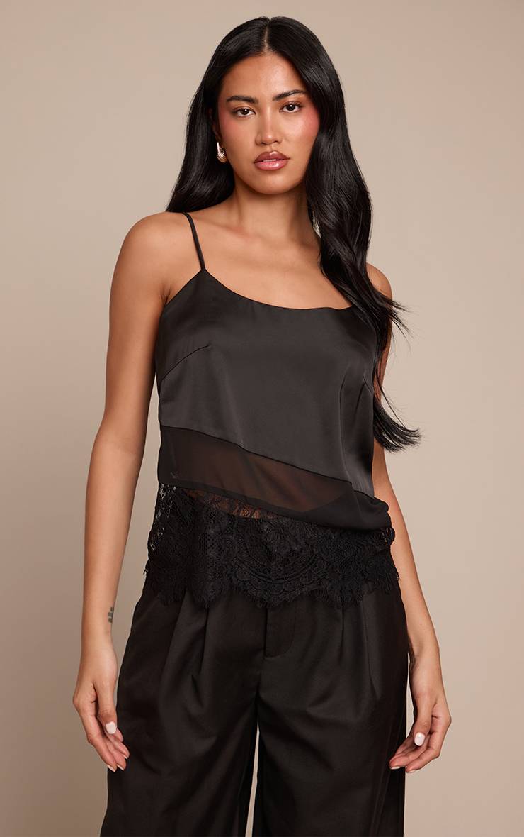 Noir Caraco En Satin À Panneaux Asymétriques Et Dentelle