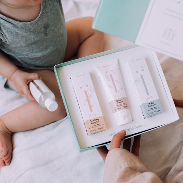 Naïf Newborn Essentials Geschenkset