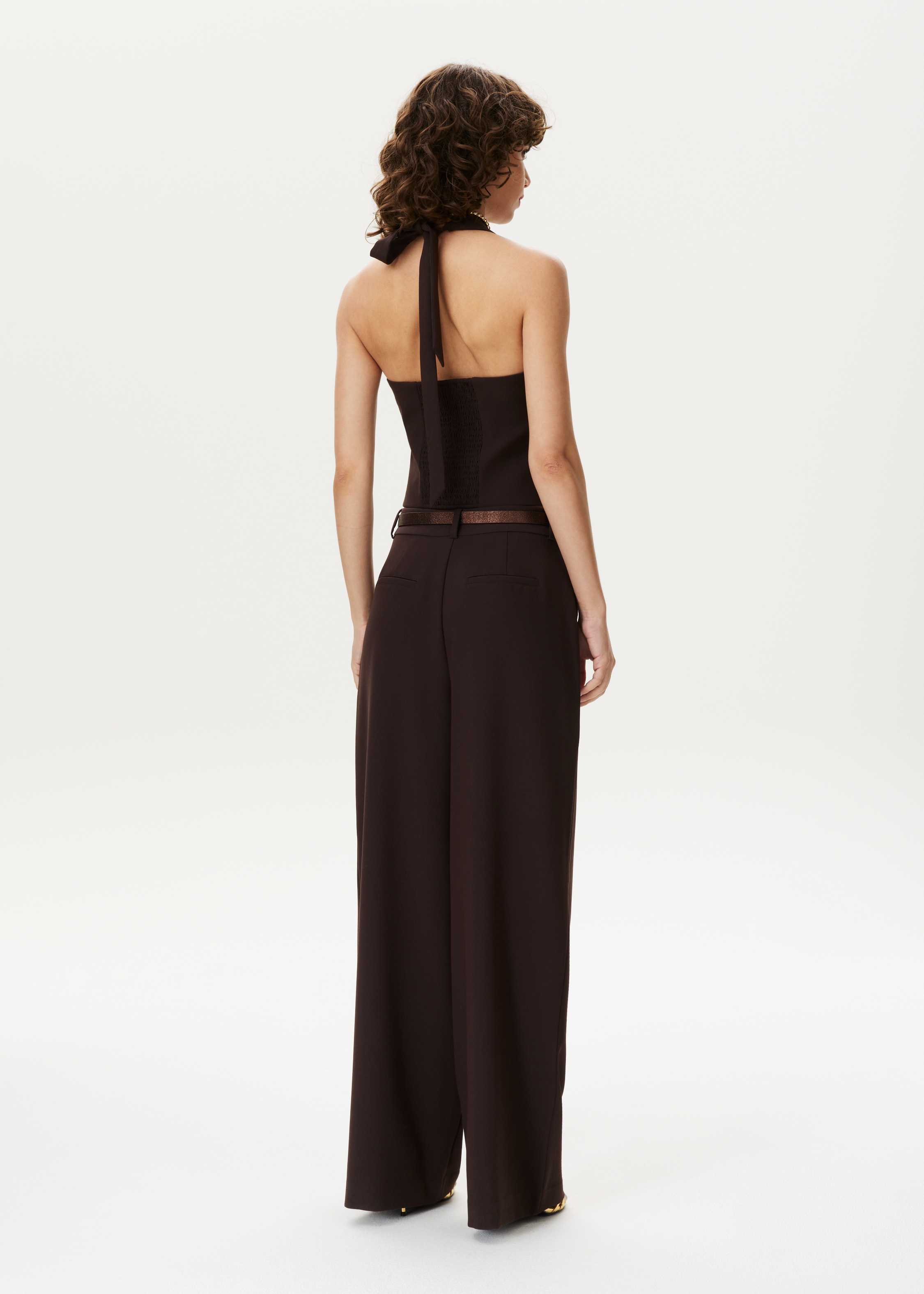 Halter gilet met schelpknopen
