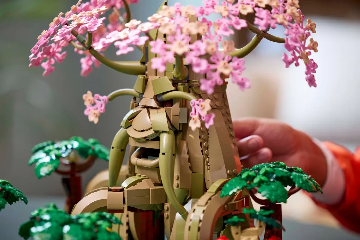 (2500-tlg. Set) The Legend of Zelda Klemmbausteine Spielzeug Building Modell Bausatz (77092) Lizenziert - Deku Baum 2in1