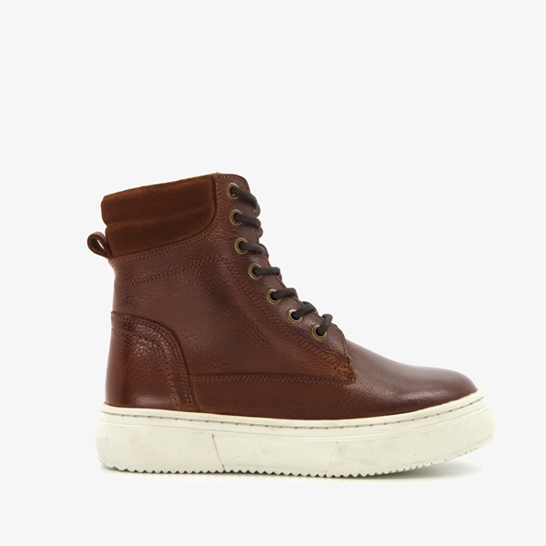 Groot gevoerde leren jongens veterboots bruin