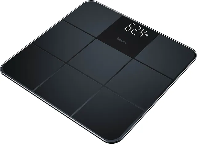 BEURER Personenwaage »GS 235 Glaswaage mit Magic-LED Display - erscheint nur bei Messung« Elegante Oberfläche mit matter Fliesenstruktur, Tragkraft bis 180 kg