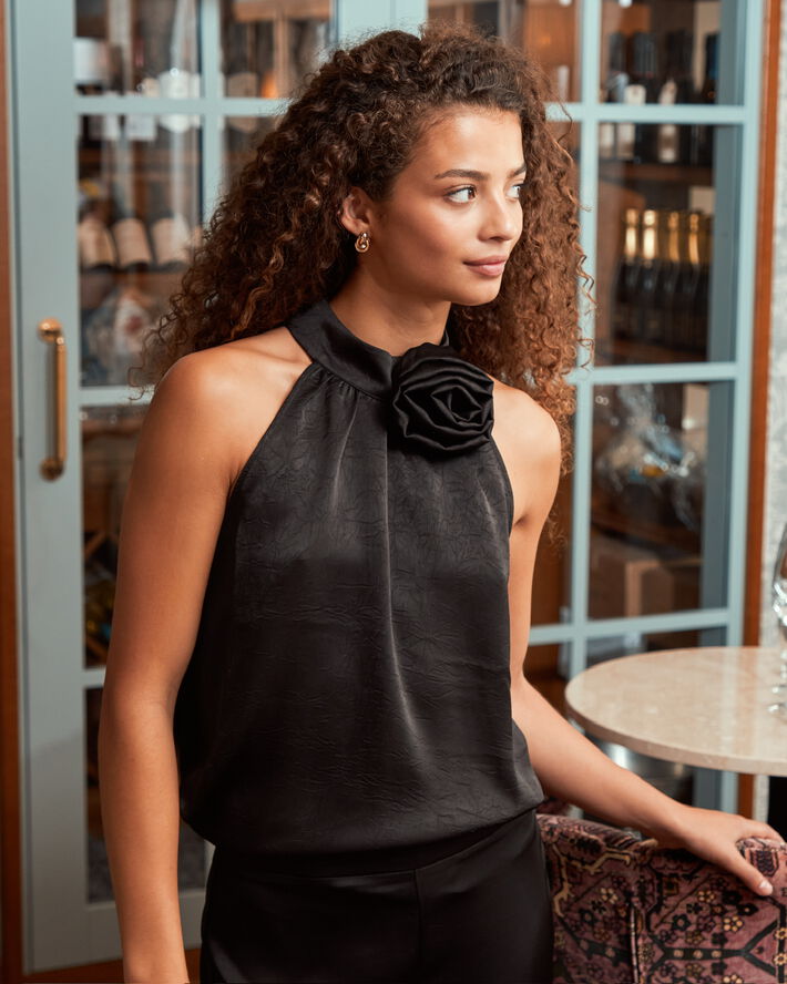 Neo Noir Rosette Crinkle Sateen Top Black