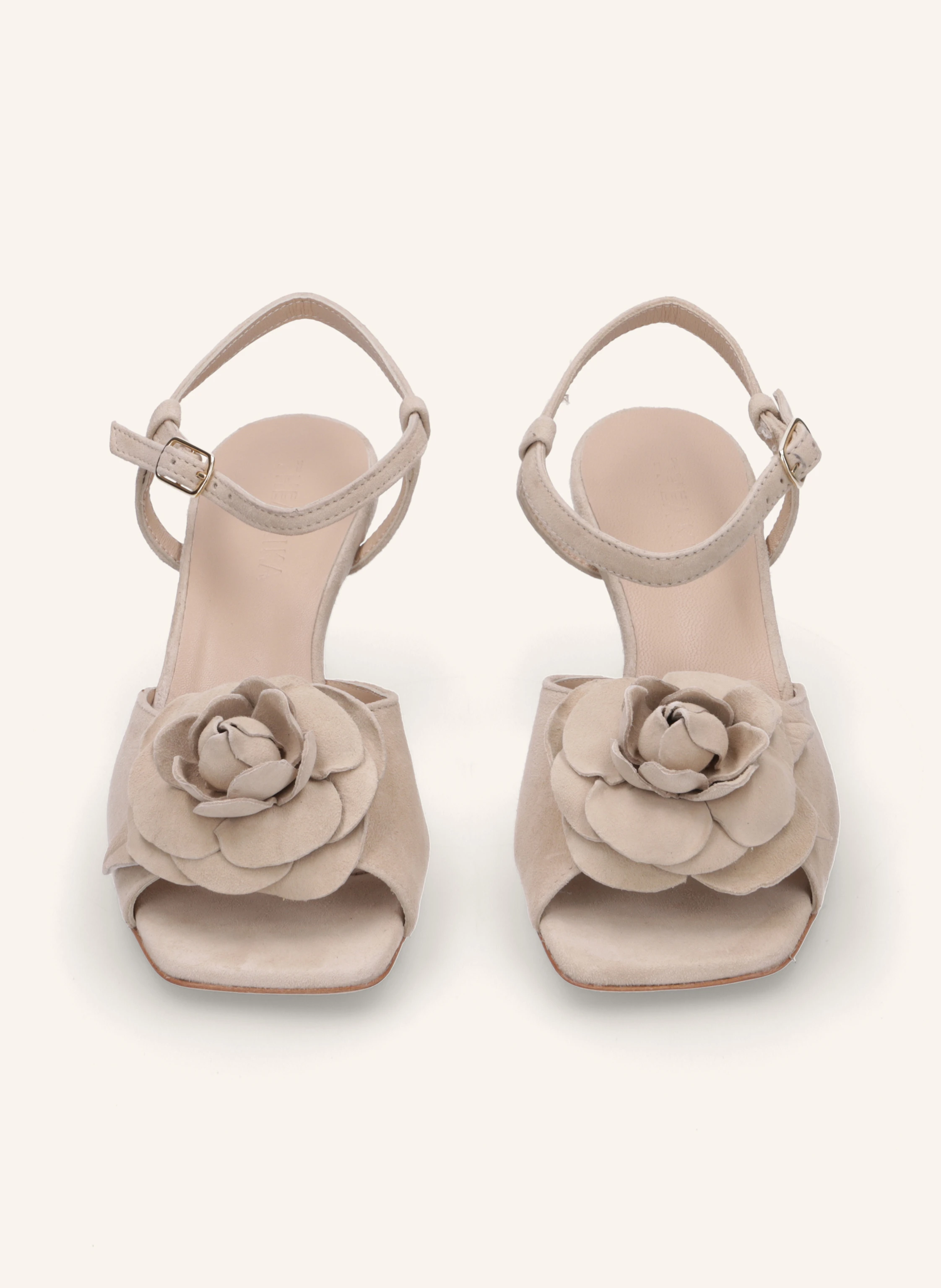 THEA MIKA Sandalen