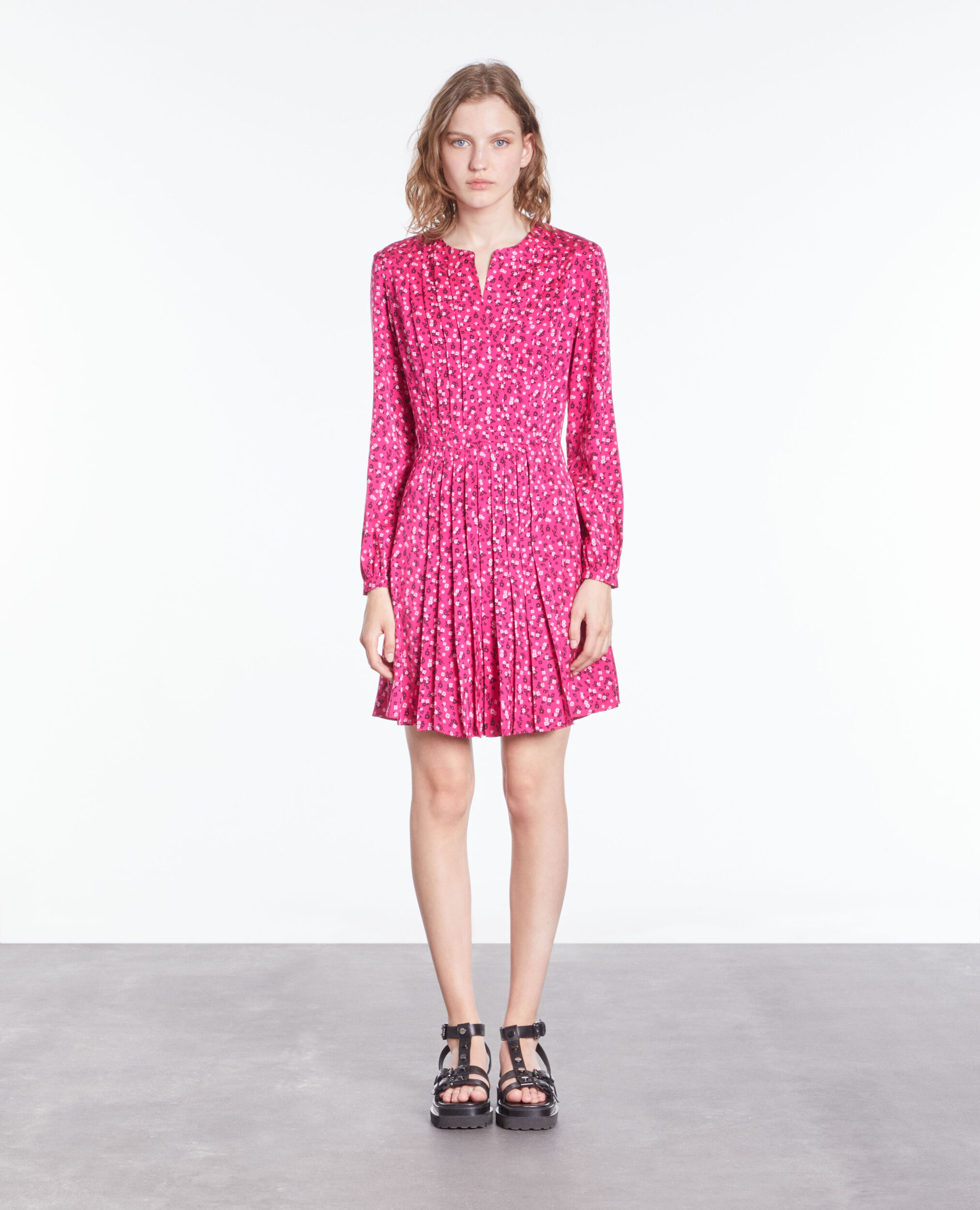 Robe courte imprimée avec plissage