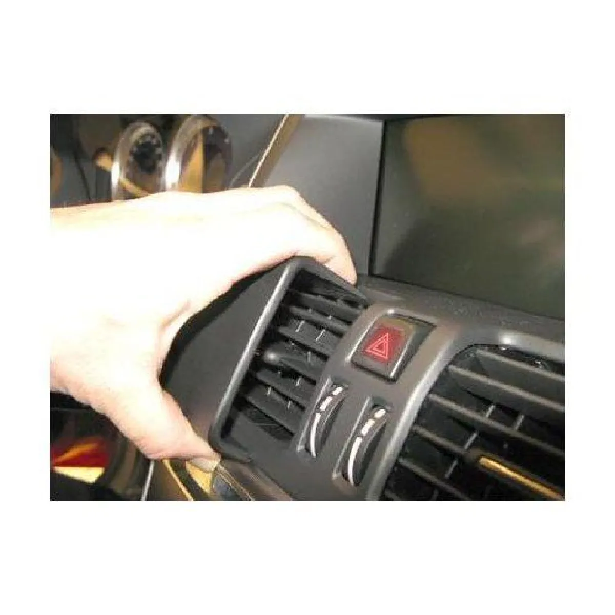 Ariane Brodit ProClip Volvo XC60 11