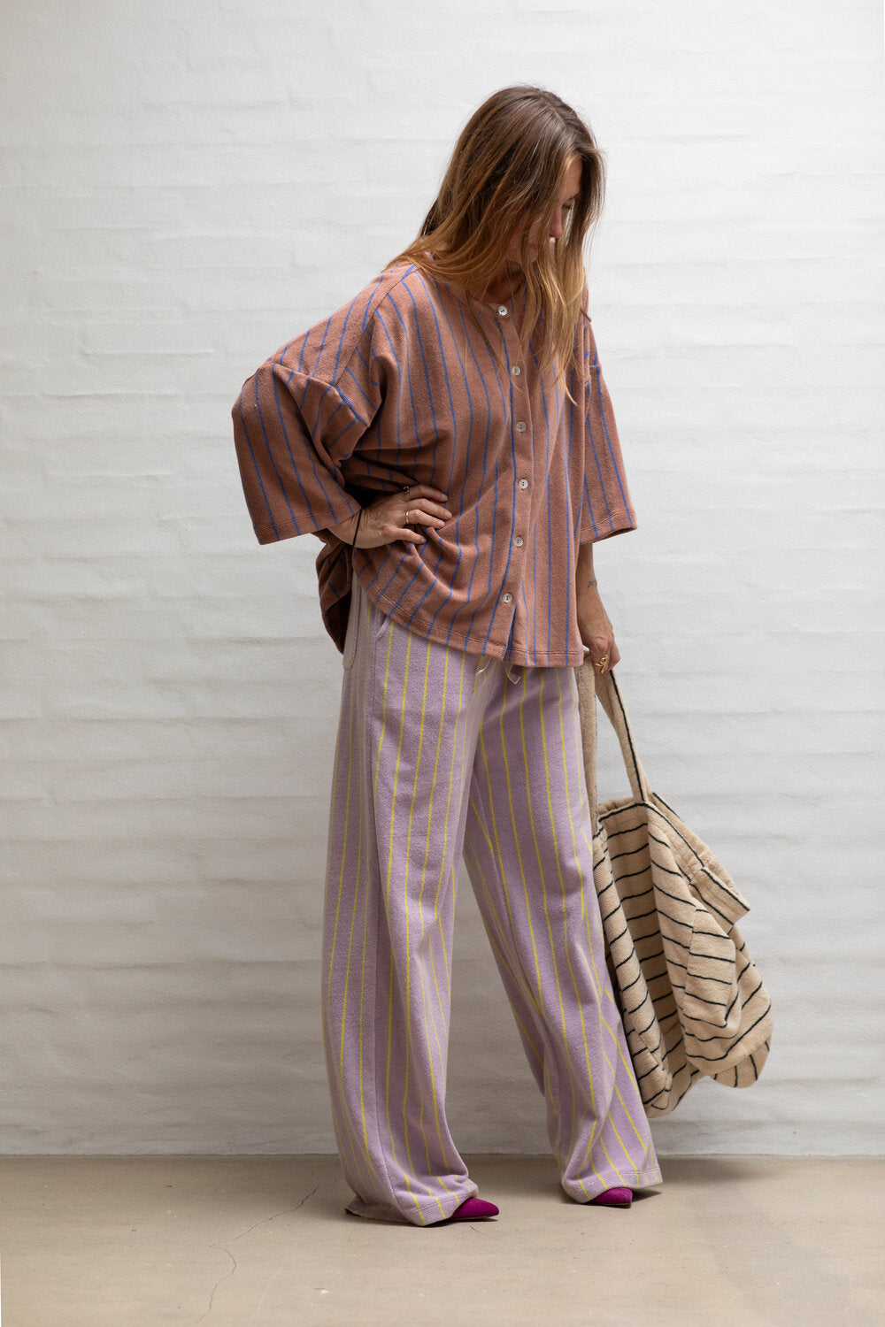 Bongusta  Naram oversized skjorte - Camel/Ultramarine blue
