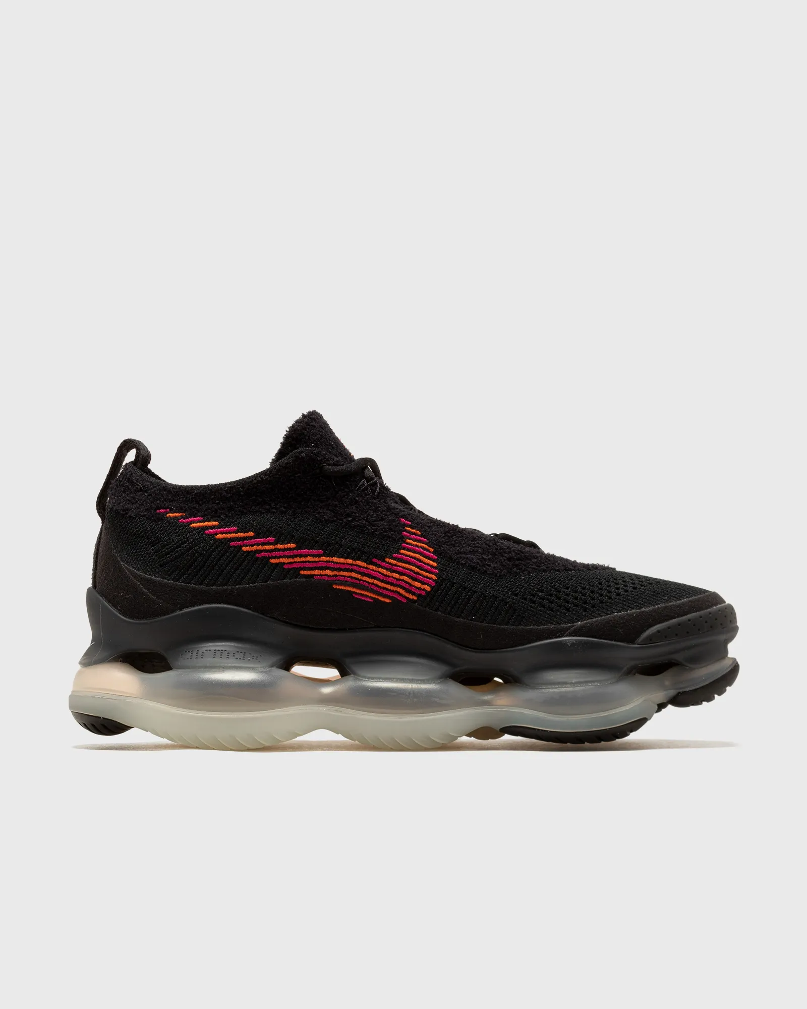 Nike AIR MAX SCORPION FLYKNIT SE 'Preto e Vermelho-fogo'