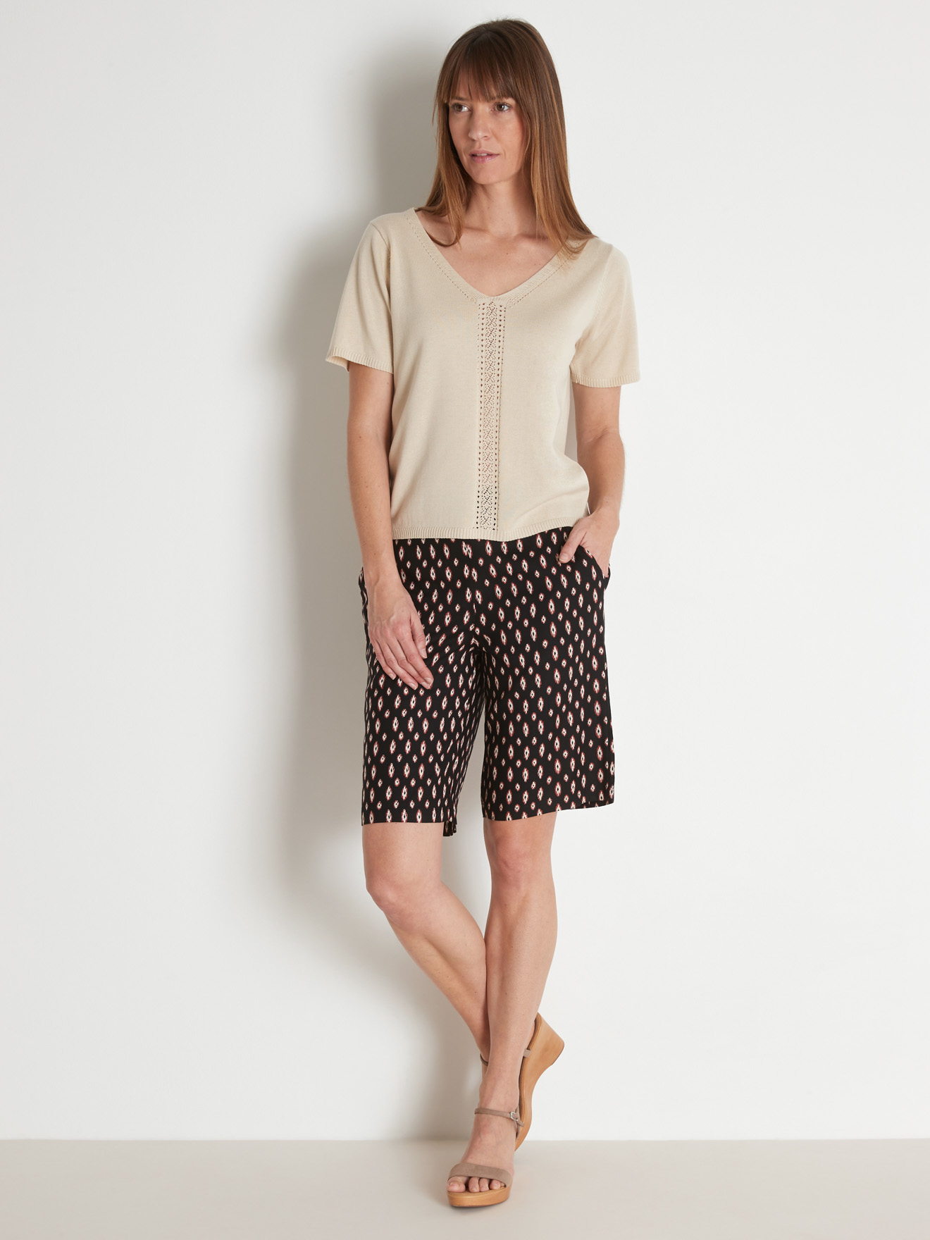 Pull col V manches courtes